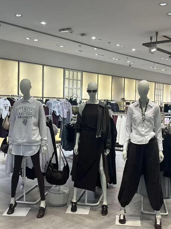 爆发这些中国品牌已抢先卡位麻将胡了2沙特时尚消费大(图8) 爆发这些中国品牌已抢先卡位麻将胡了2沙特时尚消费大(图8)