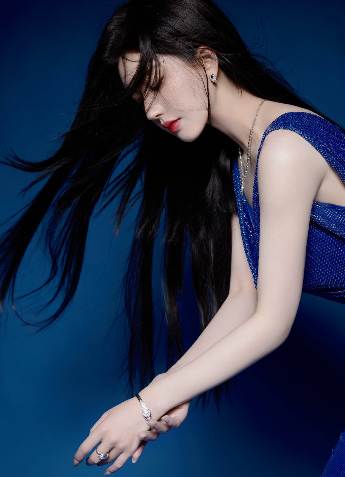 神优菈开襟乳液狂飙触站PG麻将胡了模拟器原(图1)