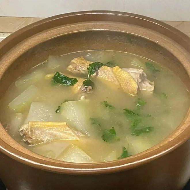 碗汤滋阴润燥连喝3天浑身都滋润!麻将胡了试玩昨日已出伏多喝这3(图3) 碗汤滋阴润燥连喝3天浑身都滋润!麻将胡了试玩昨日已出伏多喝这3(图3)