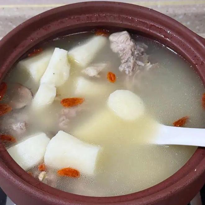 碗汤滋阴润燥连喝3天浑身都滋润!麻将胡了试玩昨日已出伏多喝这3(图4) 碗汤滋阴润燥连喝3天浑身都滋润!麻将胡了试玩昨日已出伏多喝这3(图4)